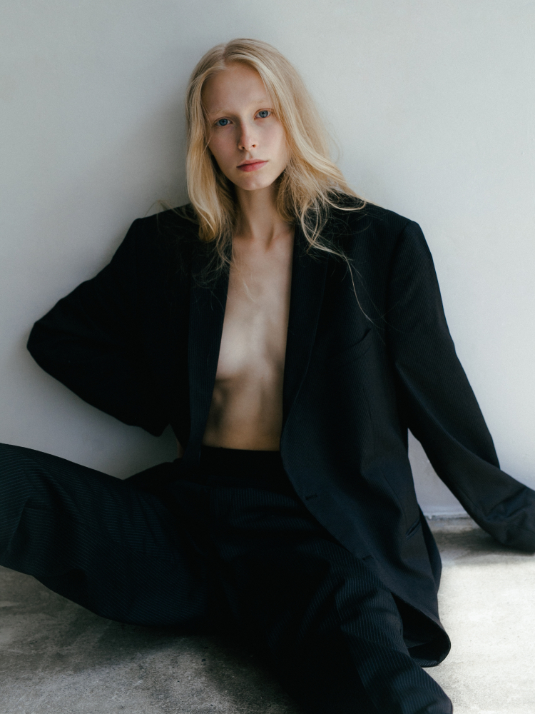 Zosia Komar portfolio photo 9